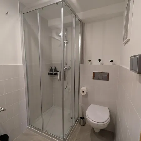 Touch - Font Honrada Барселона