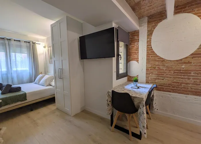 Apartman Touch - Font Honrada Barcelona