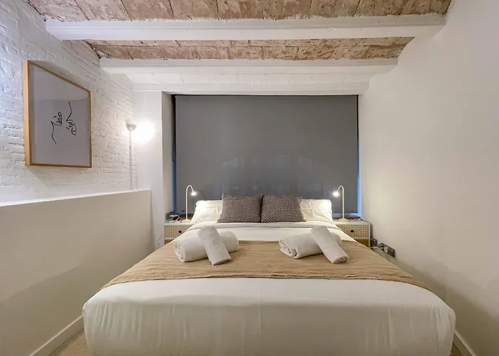 Apartman Touch - Font Honrada *