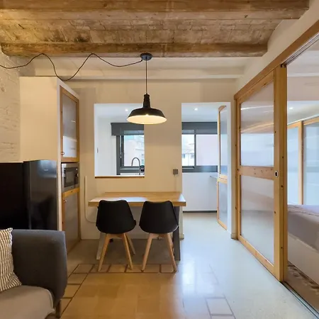 Apartman Touch - Font Honrada *